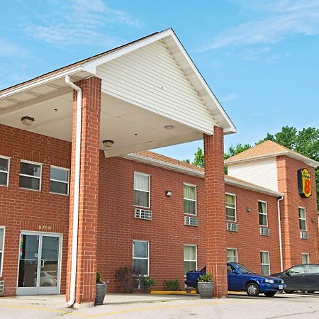 Super 8 By Wyndham St. Louis Airport Woodson Terrace Exterior foto