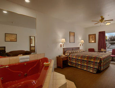 Super 8 By Wyndham St. Louis Airport Woodson Terrace Exterior foto